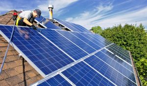 Service d'installation de photovoltaïque et tuiles photovoltaïques à Sauvagnon